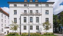 Prächtiger Altbau in prominenter Lage