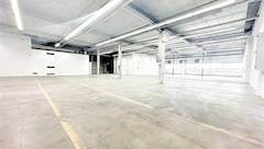 Moderne Büro- und Hallenflächen