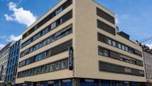 Renovierte Büroflächen in zentraler Lage mit Dachterrasse